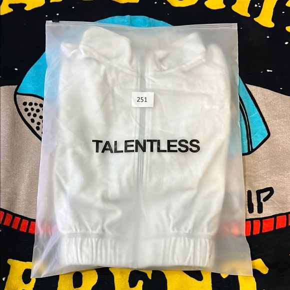 TALENTLESS WOMENS FULL ZIP TERRY CLOTH MOCK NECK - Picture 10 of 10